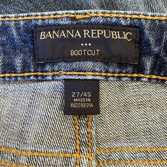 Banana Republic Factory Women's size 4S/27 Medium Wash Boot Cut low rise Jeans - Picture 4 of 8